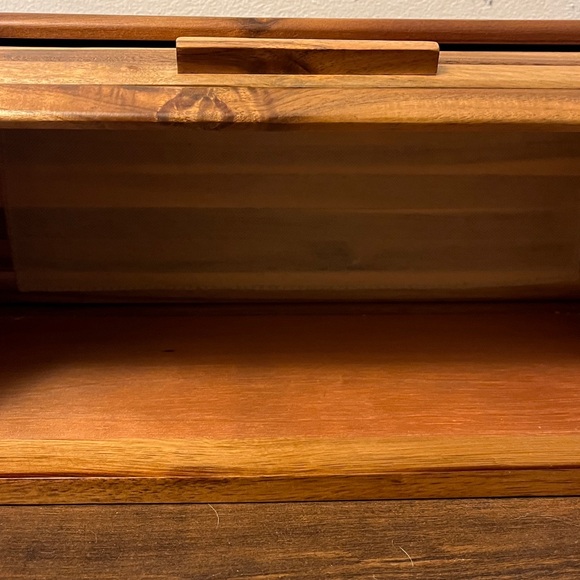 Threshold breadbox - Picture 7 of 8